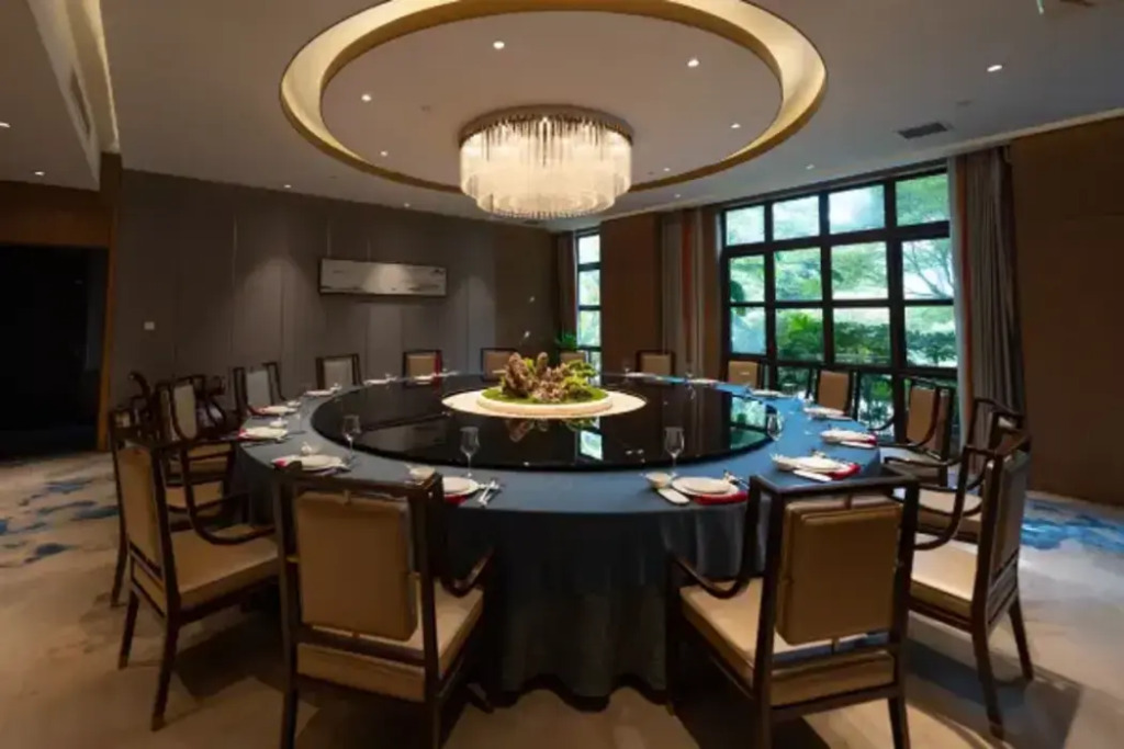 The Lucid Resort Deqing