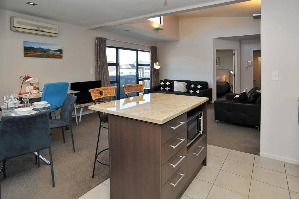 Carlton Penthouse