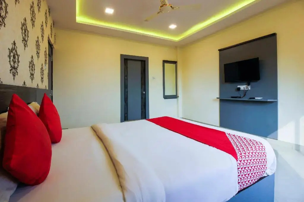 Hotel 3m by OYO Rooms