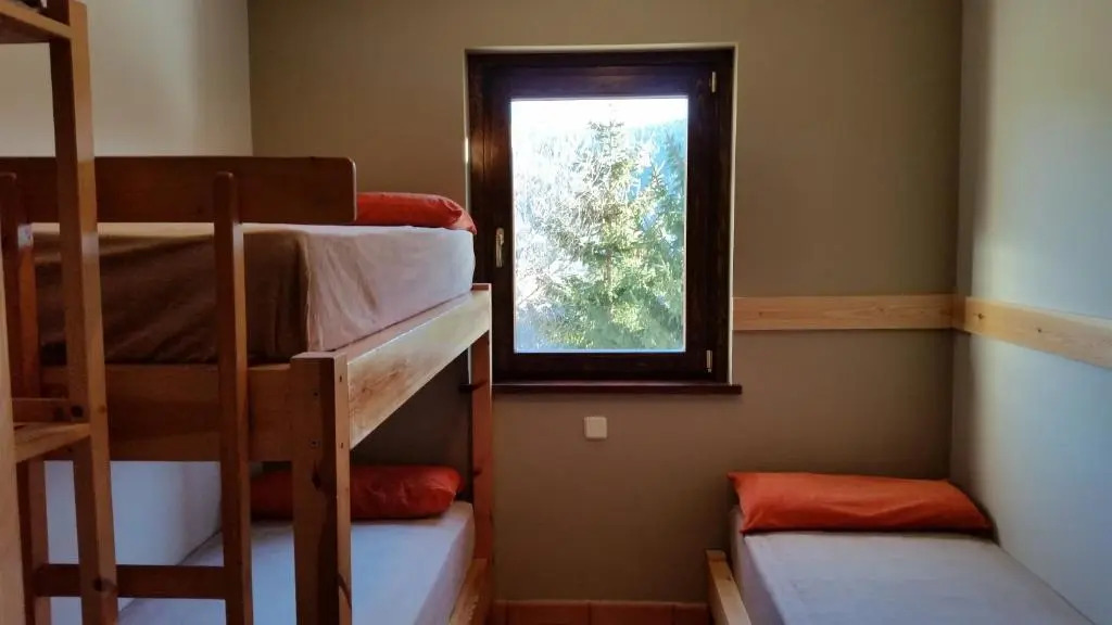 Hostal Xalet Refugi Pere Carné - Hostel