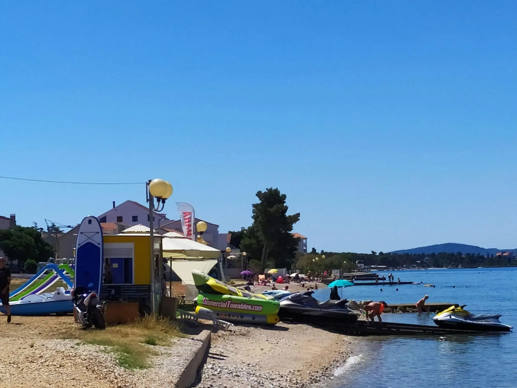 Villa Begonia with swimming pool, Privlaka (Zadar)