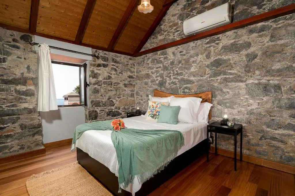 Casa Leonor by Rent2U, Lda