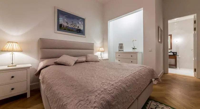 Old Town Apartment -Pagari 1