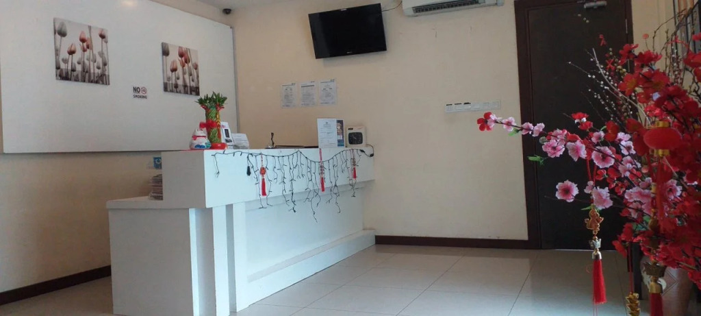 Transit Hotel