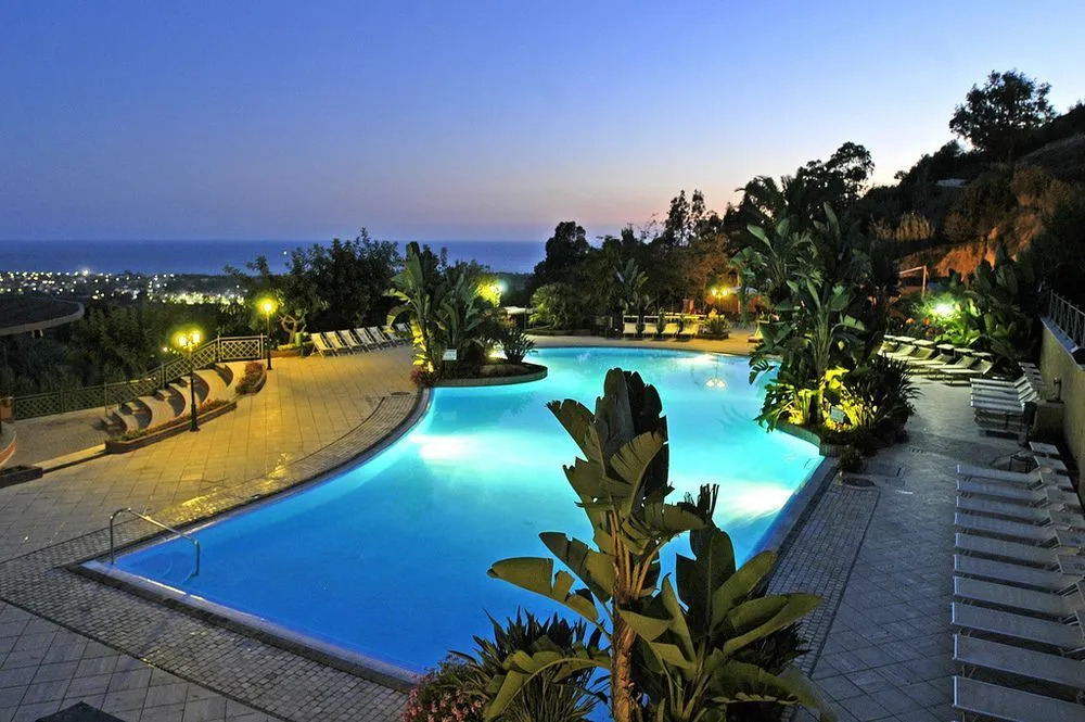 Hera Club Resort
