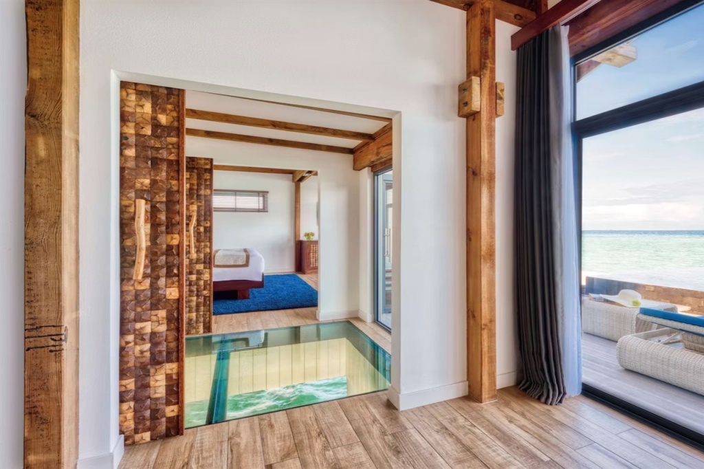 Kuredhivaru Resort and Spa - Maldives