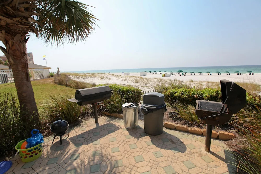 Windancer Condominiums