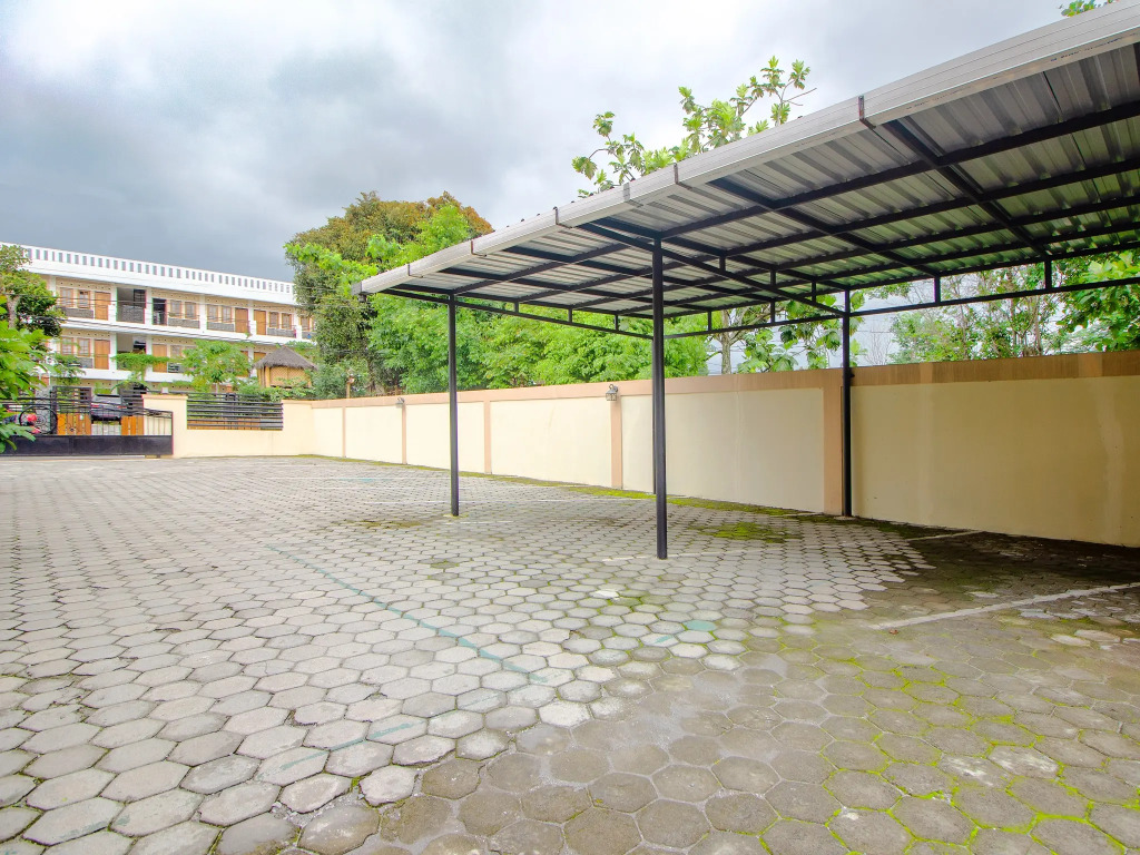 Omah Astu Syariah by OYO Rooms