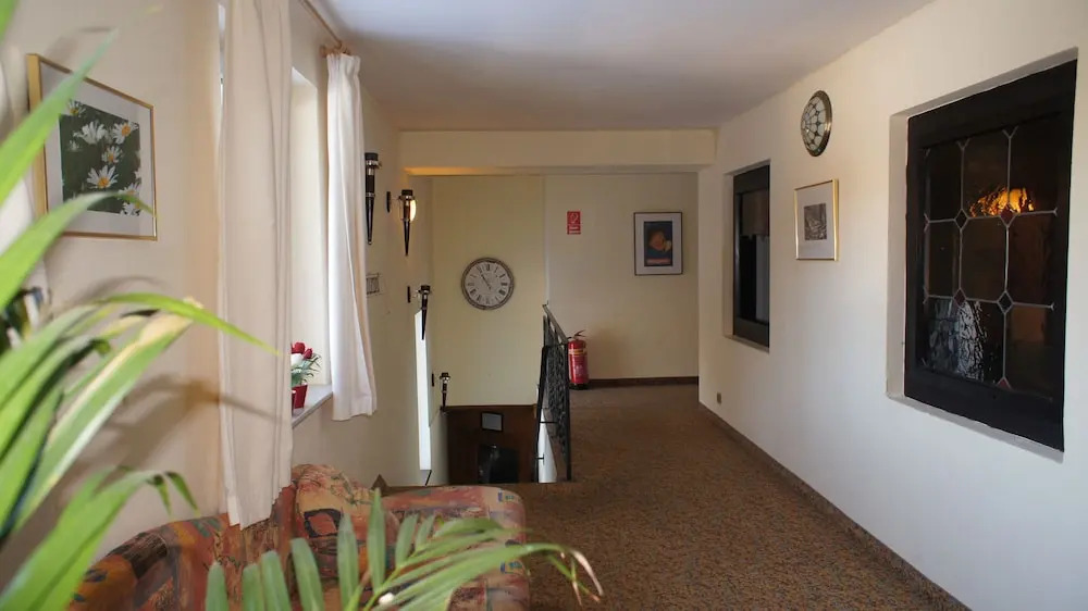 Blue Mountain Hotel