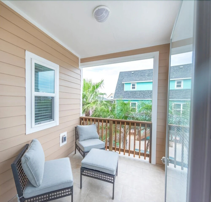 Shell Time 4 Bedroom Townhouse
