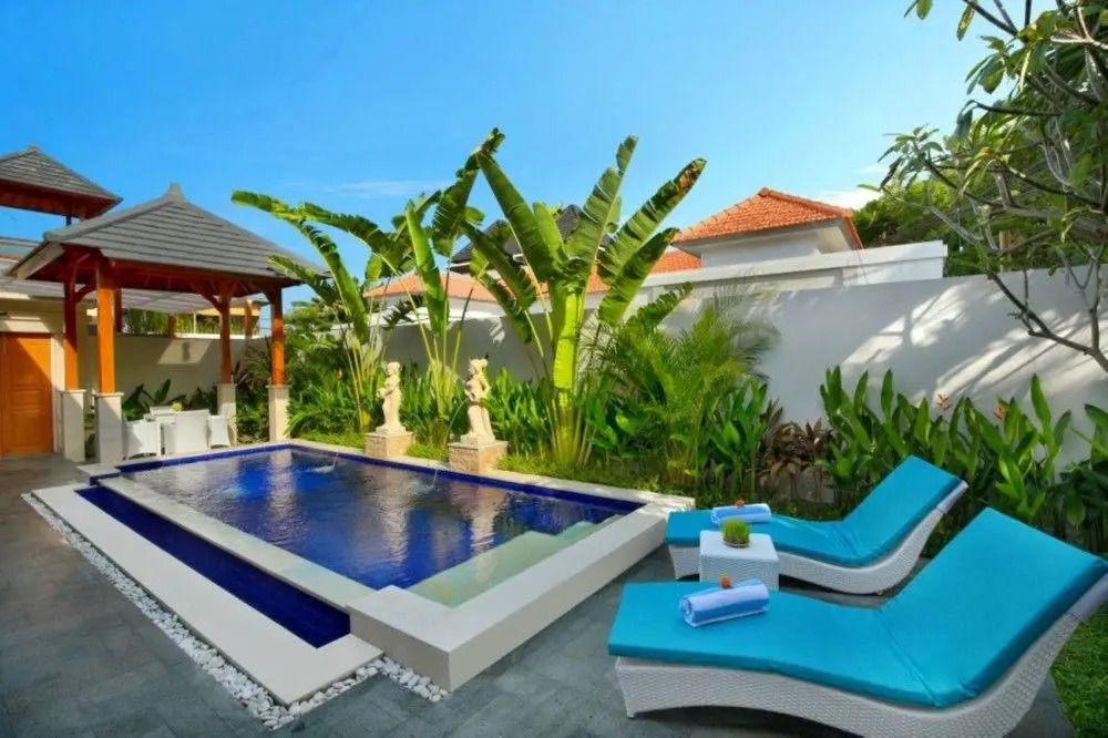 Holl Villa by Wildflower Group