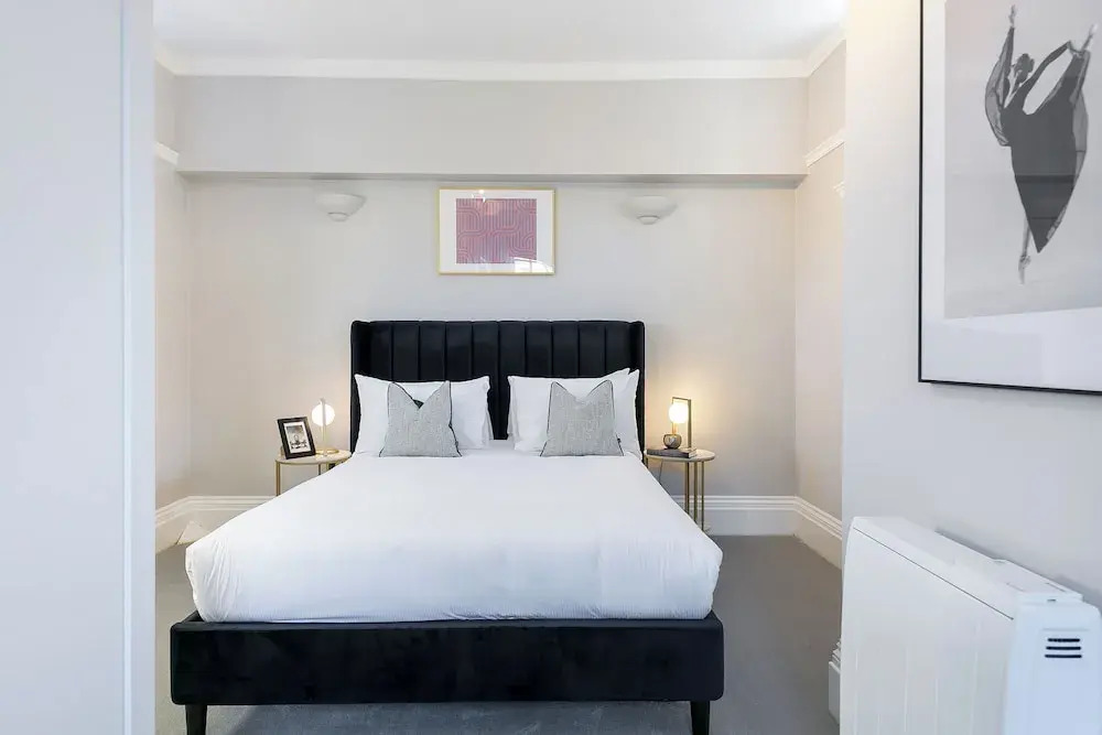 Urban Chic - Dorset Street