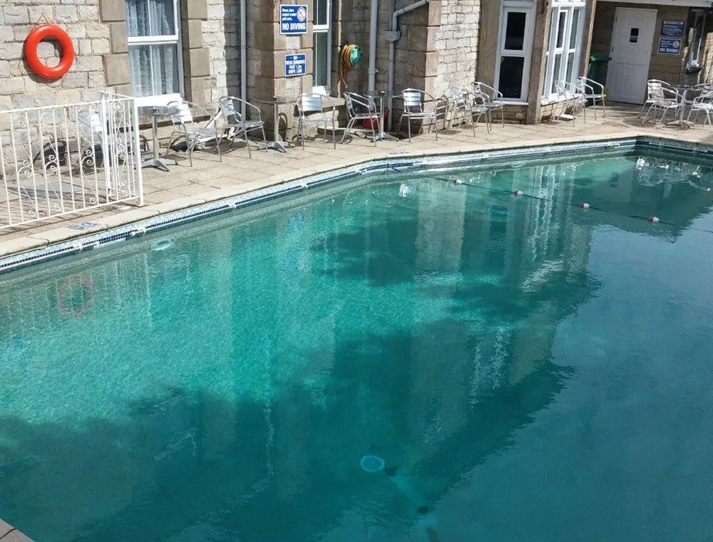 Queensmead Hotel