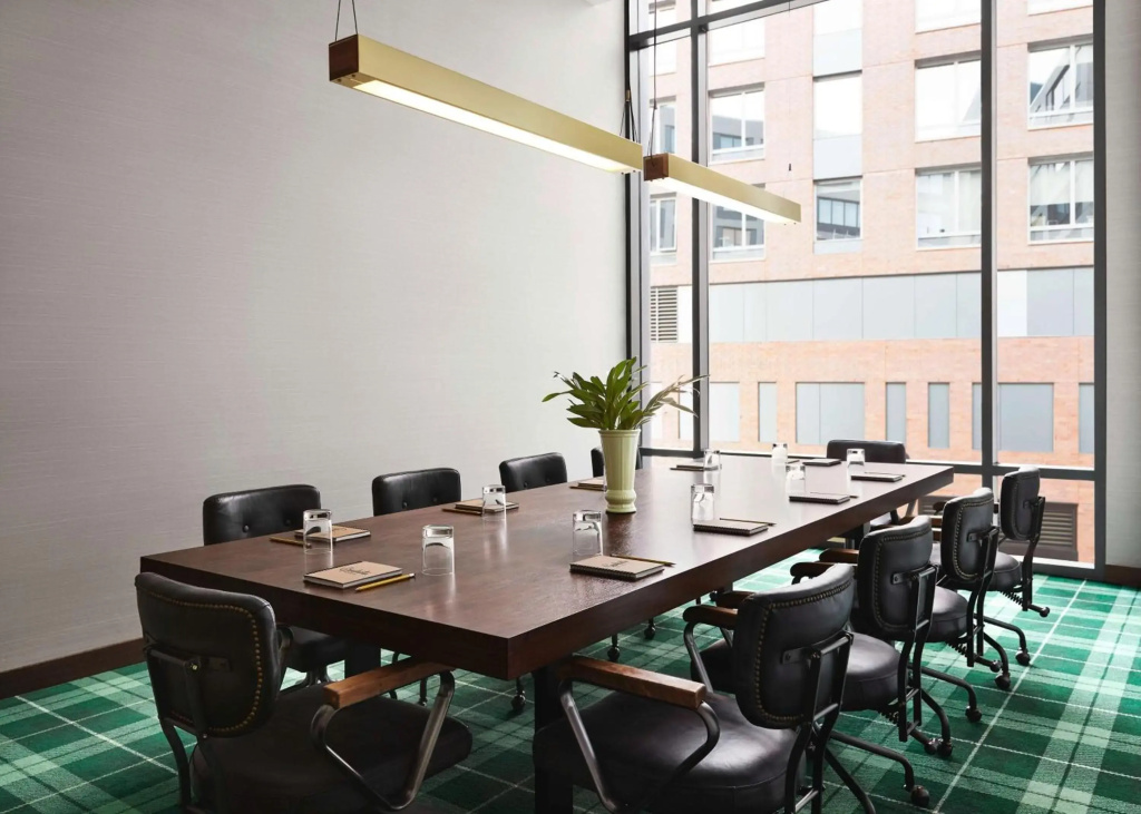 Отель Graduate by Hilton East Lansing
