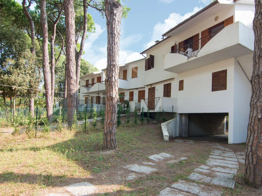 Expansive Apartment in Rosolina Mare near Beach