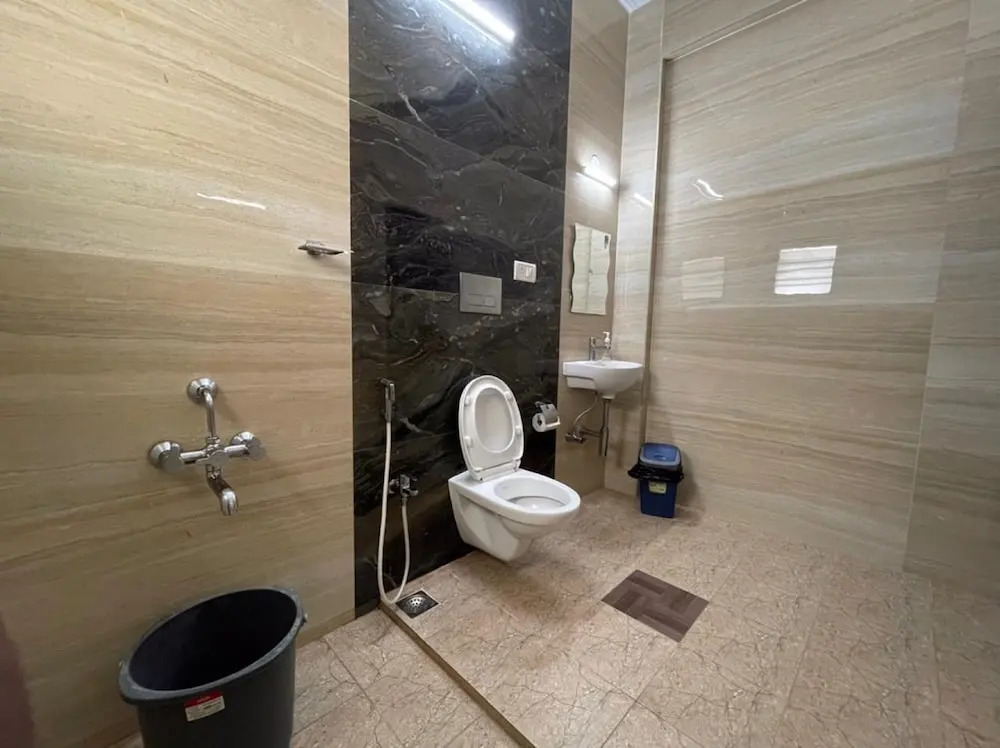 Hotel Rathnavel Towers Annex