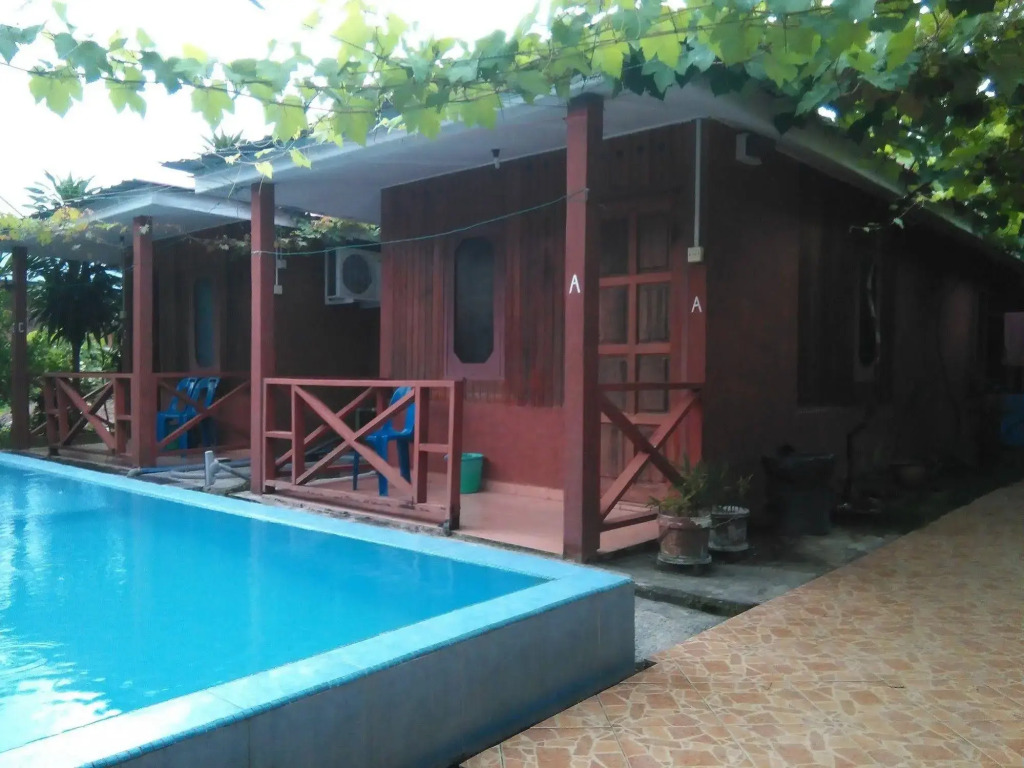 PANGKOR PURNAMA CHALET