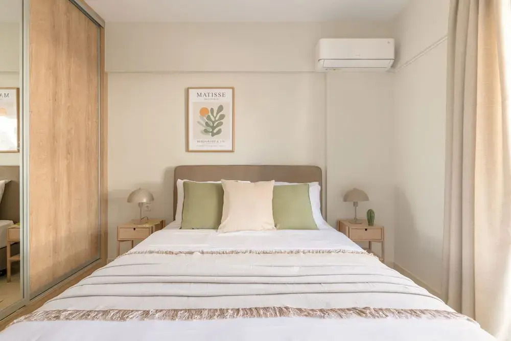 Superior 3BR Apartment in Chalandri