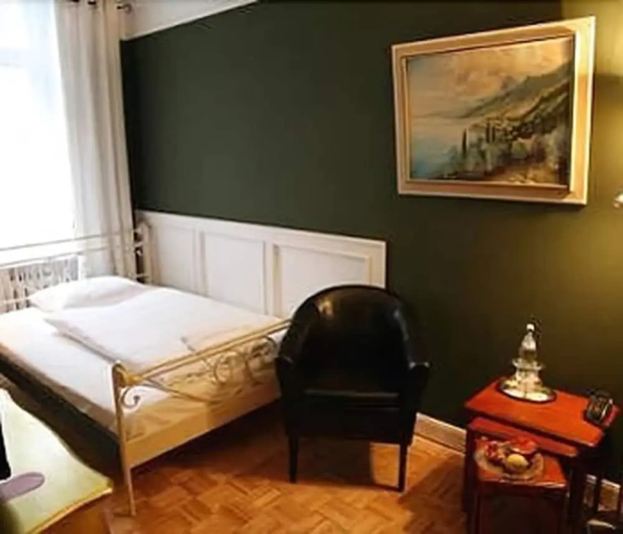 Hotel-Maison Am Olivaer Platz