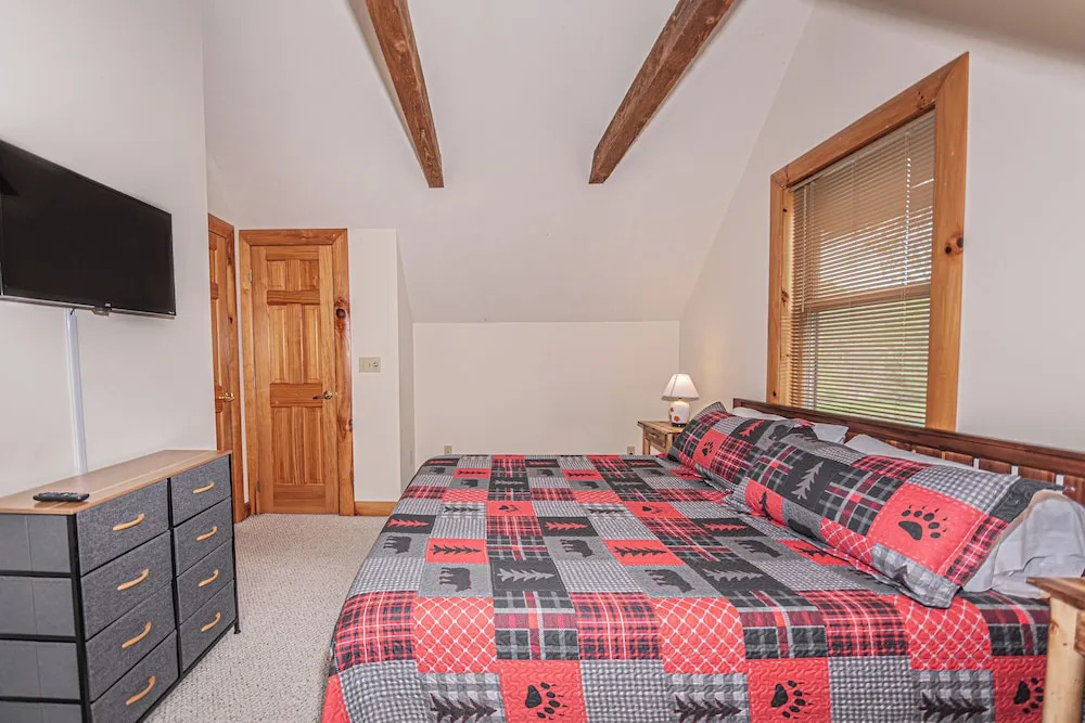 Duck Pond Lodge