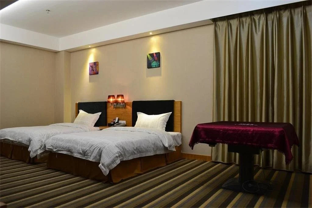 Gangtian Business Hotel