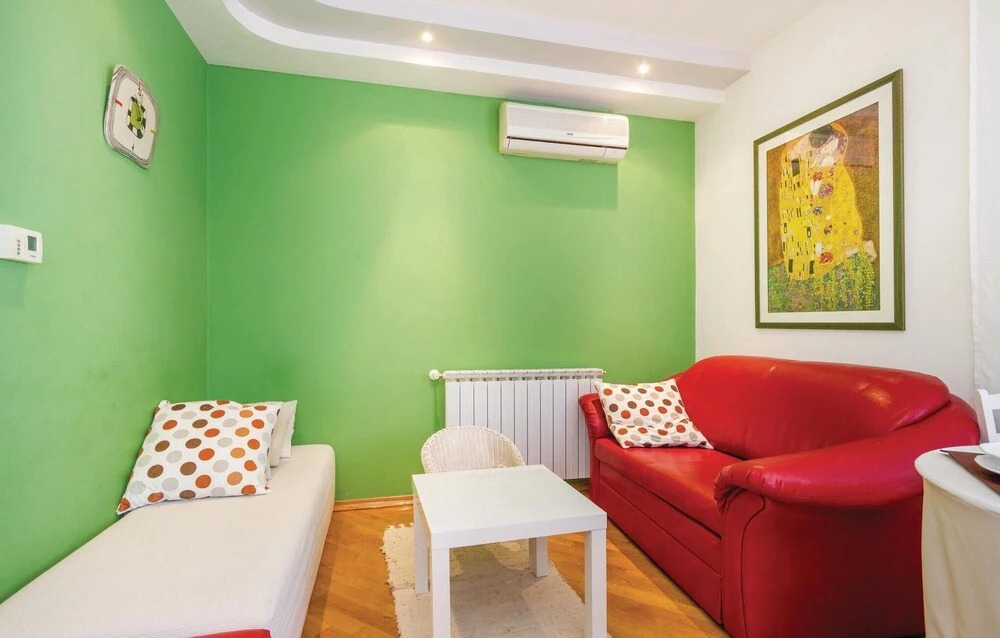 Nice Home in Rijeka With Wifi and 1 Bedrooms