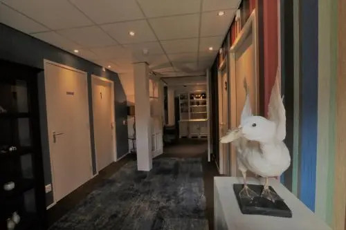 Hotel West Inn