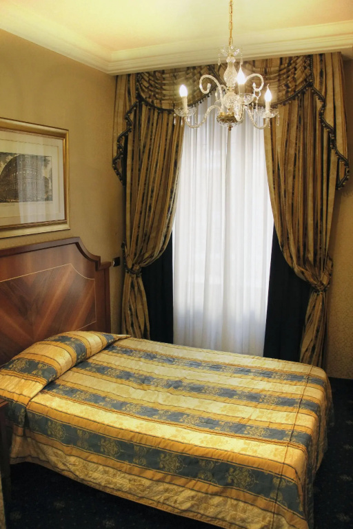Hotel Catone