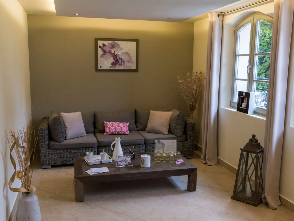 Mercure Maintenon