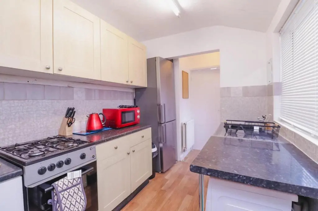 Superb 4 Double Bedroom House Lincoln