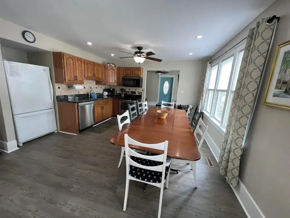Bayard Avenue 707