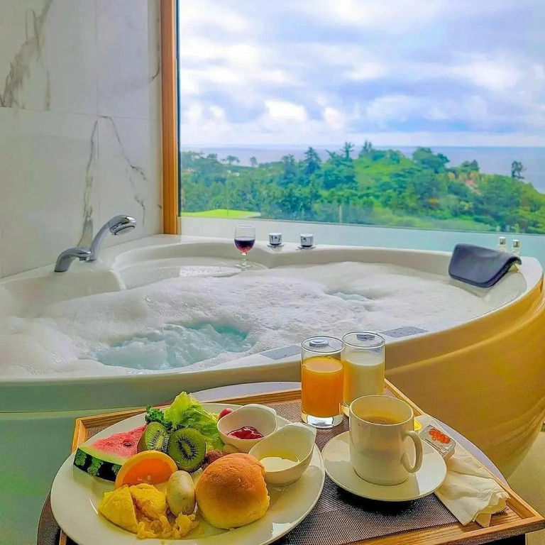 GoldOne Hotel & Suites