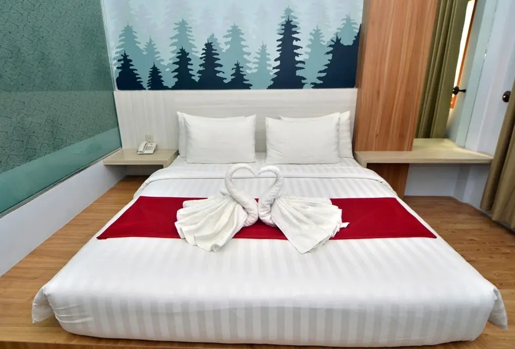 Hip Hope Hotel