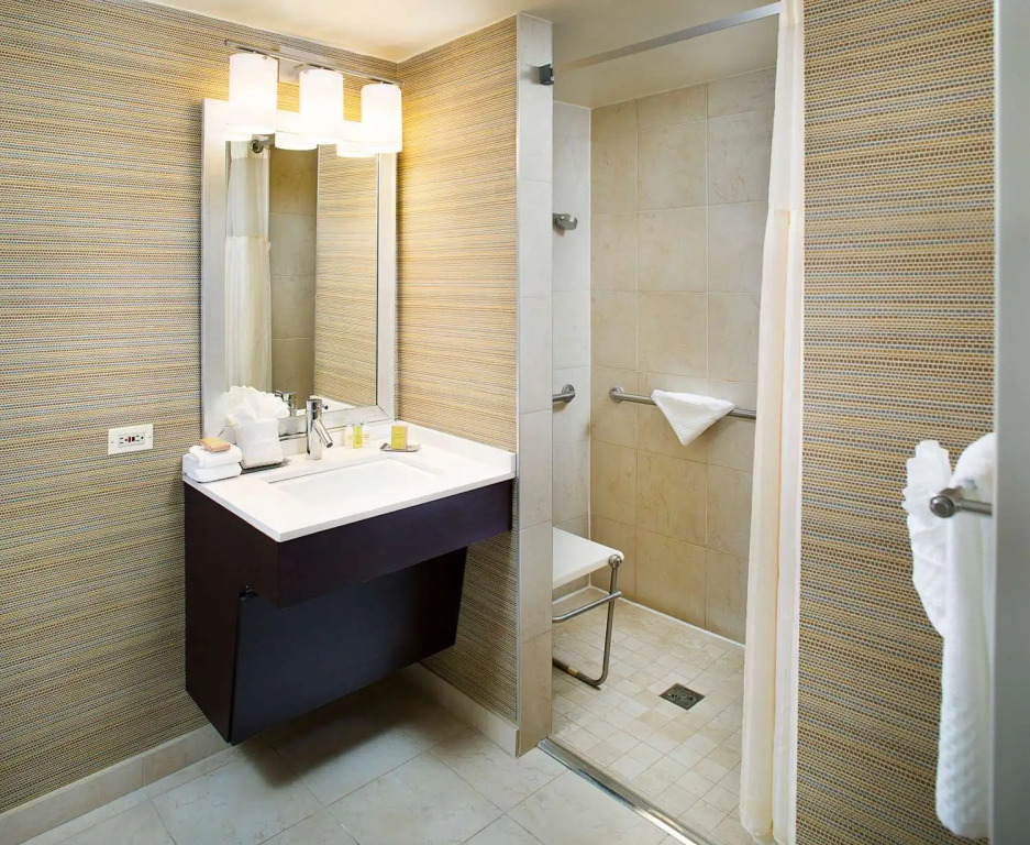 DoubleTree by Hilton Baltimore - BWI Airport