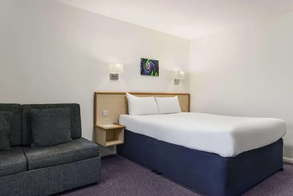 Days Inn Bridgend Cardiff