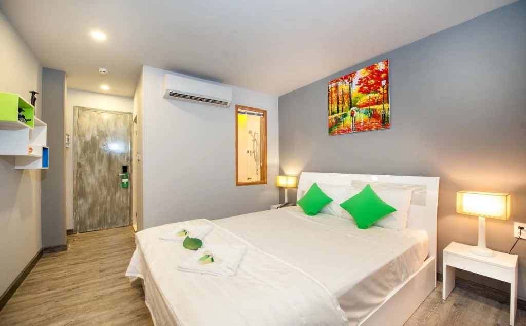 All Seasons Hotel
