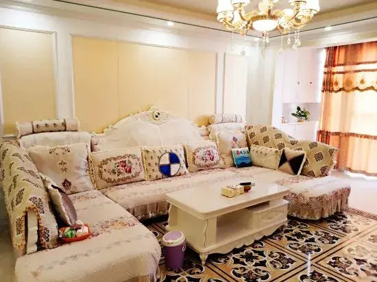 Yijiale Homestay (Fangchenggang North Station No.5 Middle School)
