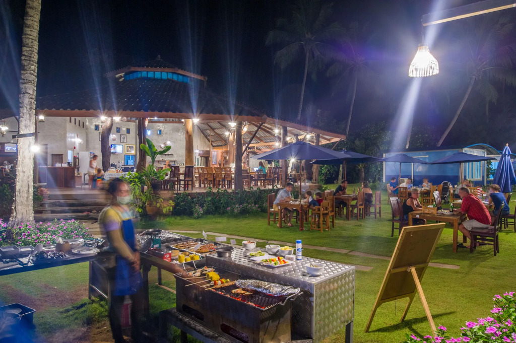 Seafar Resort
