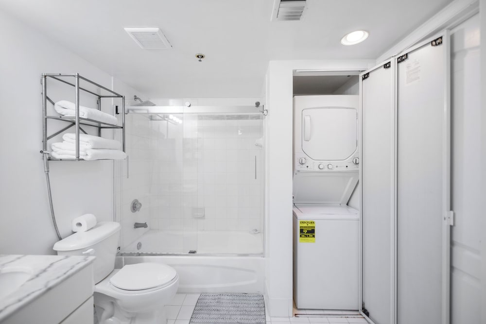 Brickell Bay 2308