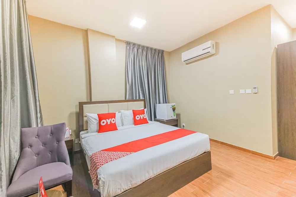 Alpha Suites Hotel