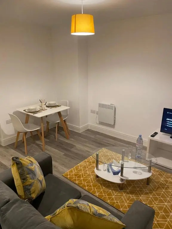 #0310 - Lovely 1 Bedroom apartment - Free parking