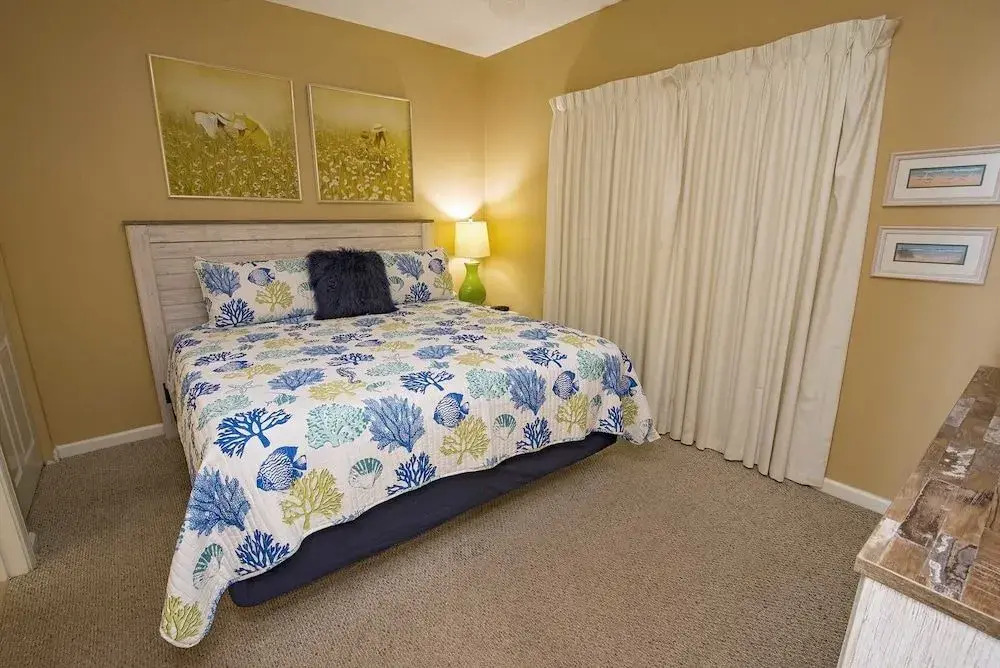 Beach Club 202-d 1 Bedroom 1.5 Bathroom Condo