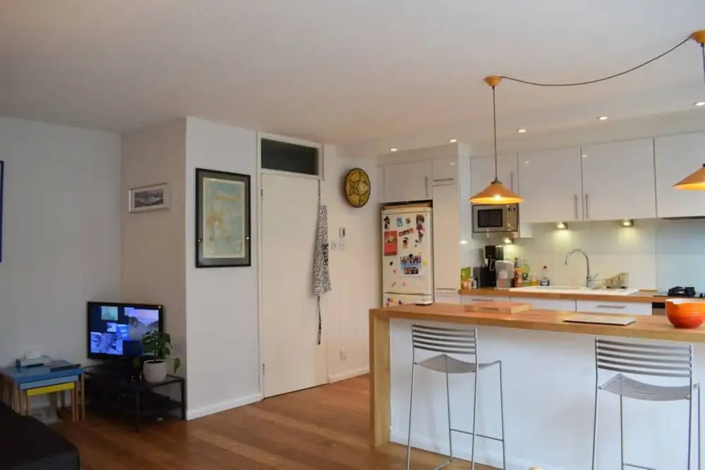 2 Bedroom Flat In Farringdon