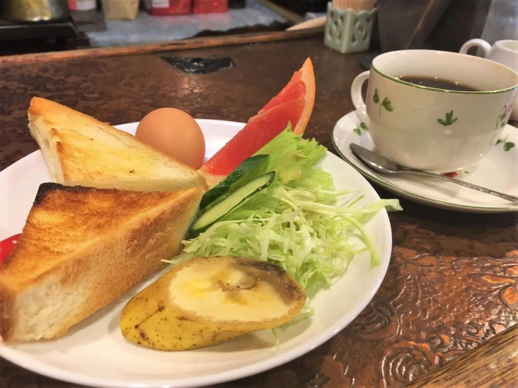 SEKAI HOTEL Tsuki