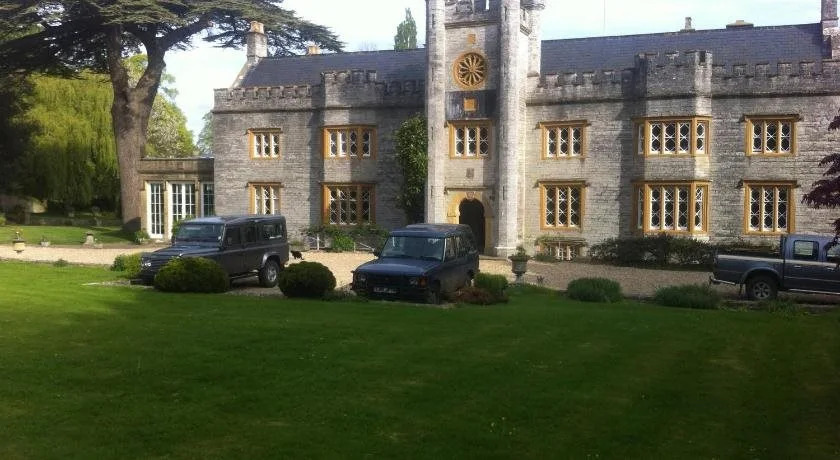 Somerton Court Country House