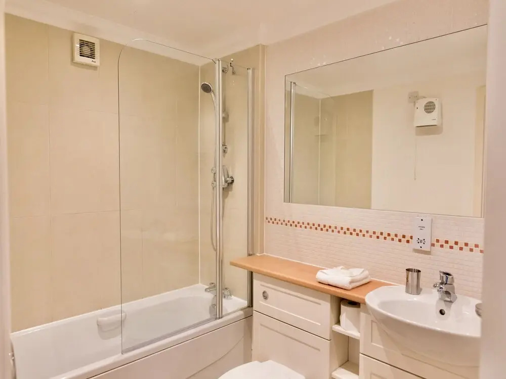 Your Space Apartments - Eden House