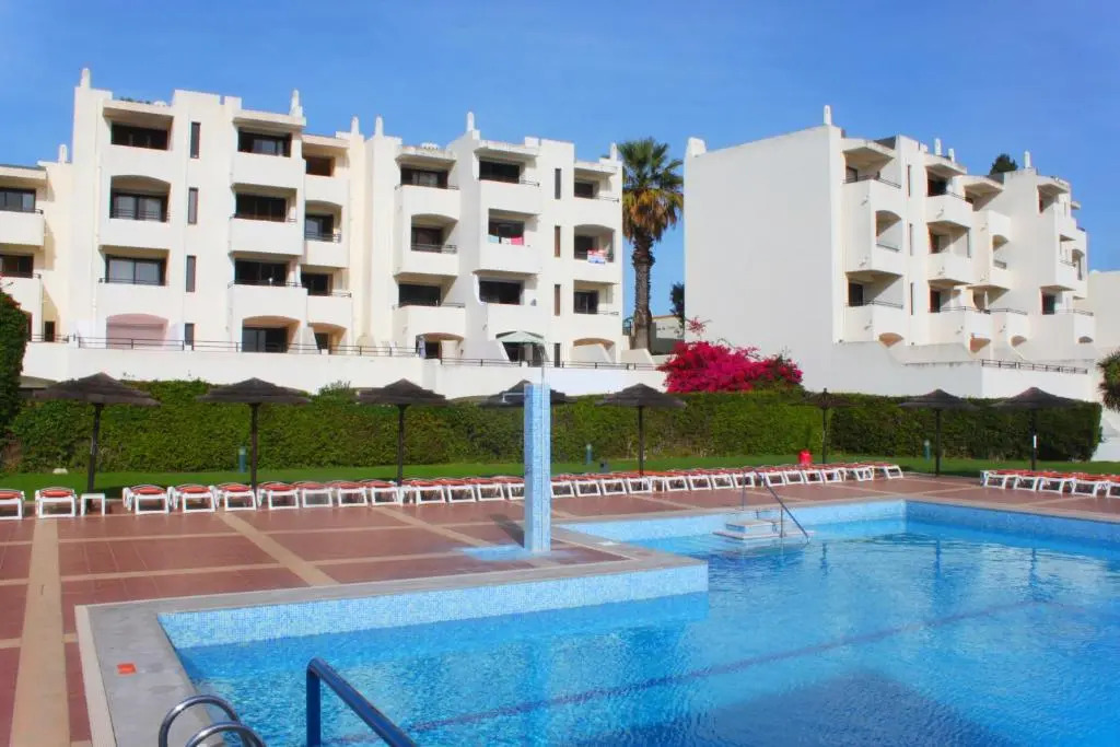 Cozy and Stylish Studio Apt just 800m from the beach - New on Booking!