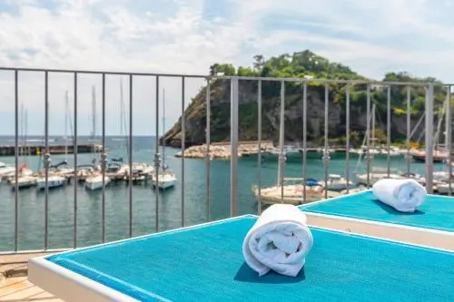 Aparthotel 3 Stars Procida