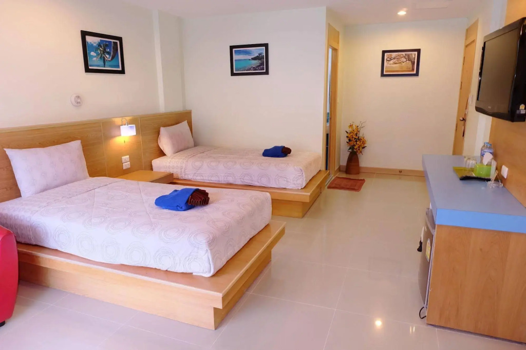 Patong Eyes Hotel