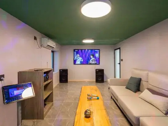 Yixiyixia Homestay